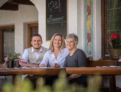 Ihre Gastgeber im Berghotel Alpenrast